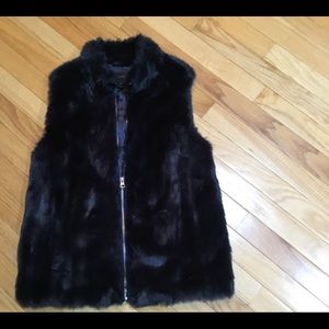 J.Crew faux fur vest .Navy blue xxs
